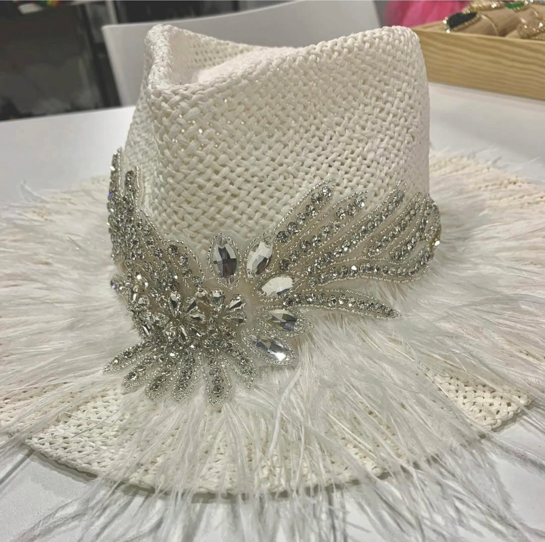 CAPPELLO PIUME E SWAROSKY  BIANCO