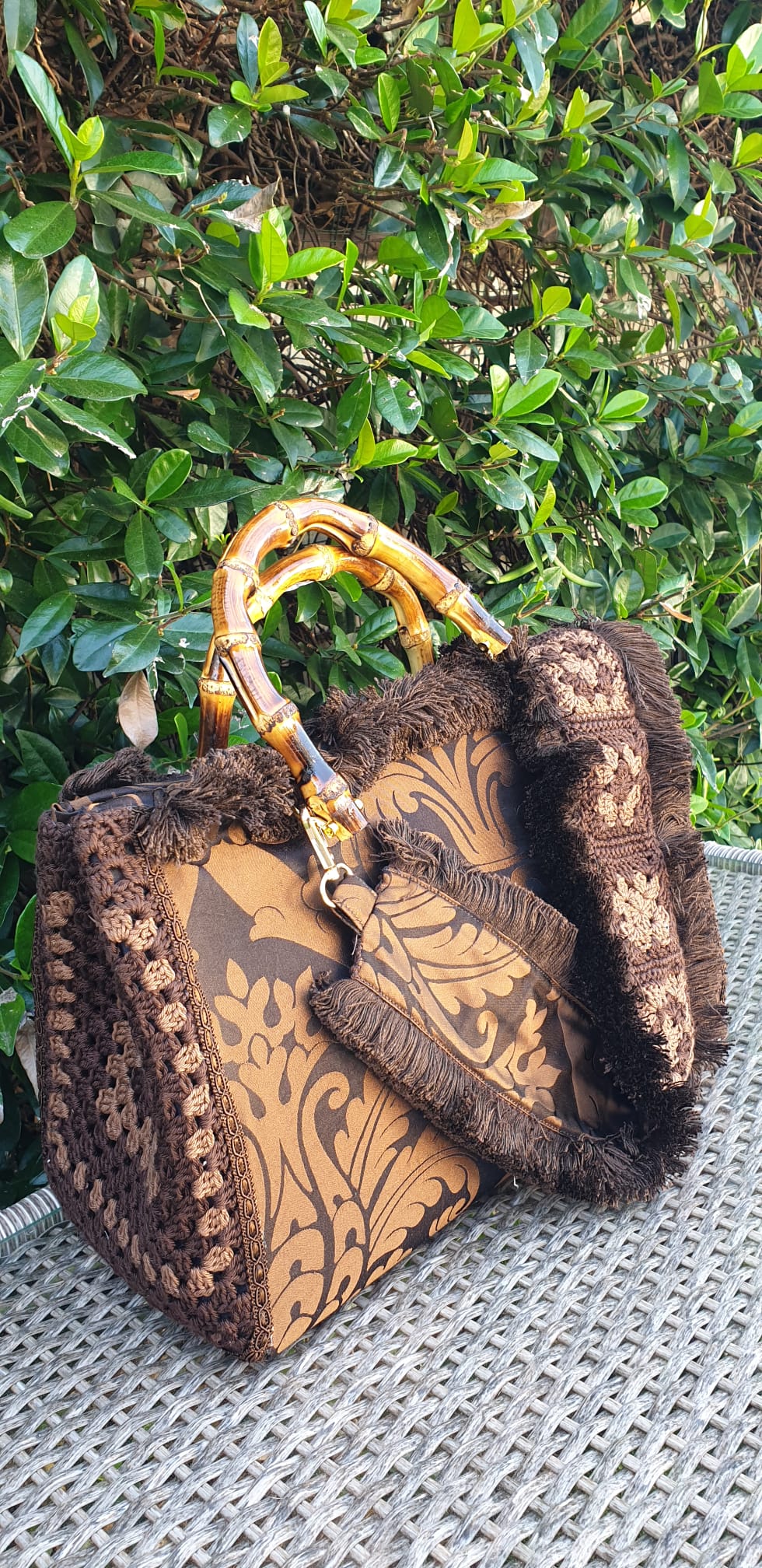 BORSA IN CROCHET CON TRACOLLA SETA MARRONE