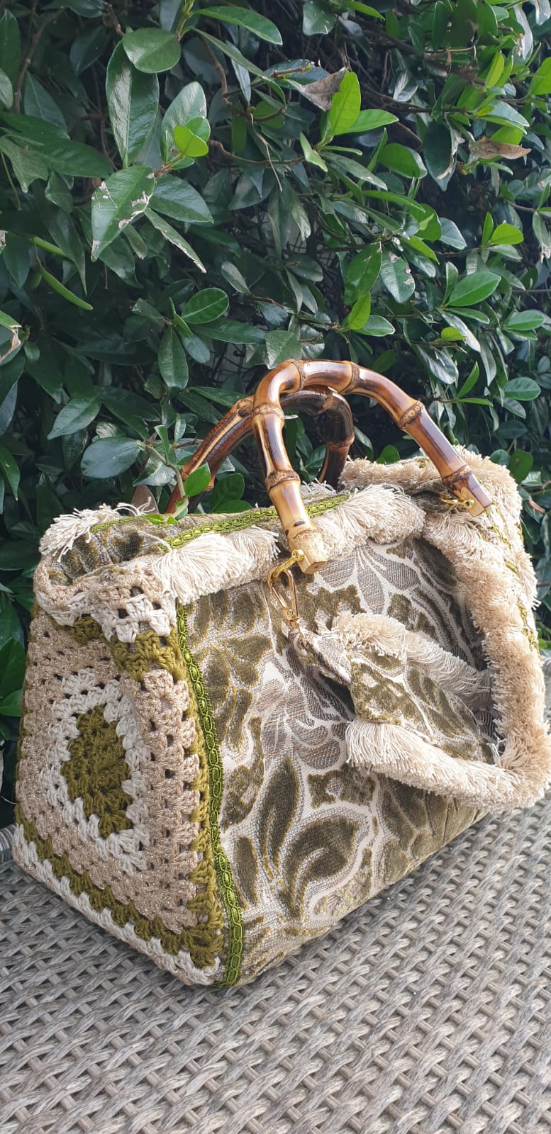 BORSA CROCHET CON TRACOLLA VERDE